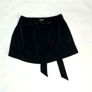 Black Women's Express Skirt Size 10